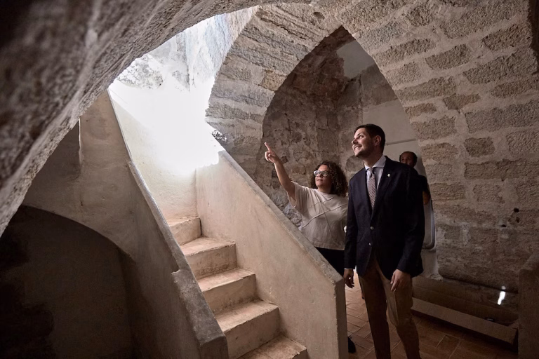 La apertura del campanario de la Colegiata, pendiente del pago de 150.000 euros por parte de la Generalitat