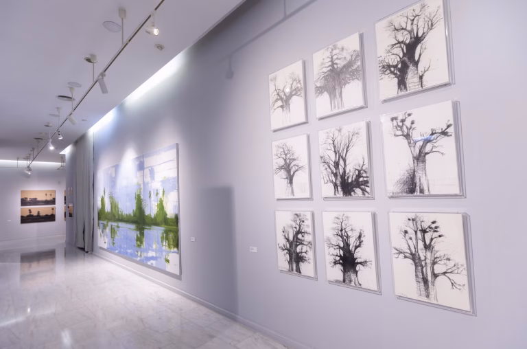 Calo Carratalá pinta el impacto del cambio climático en la Casa de la Marquesa