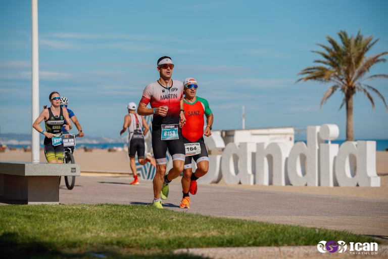 Un calendario con 50 citas deportivas marcará el año turístico de Gandia