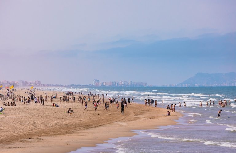 Gandia llena en Semana Santa con un ‘nuevo’ perfil de turista